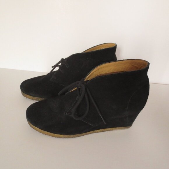 Clarks Originals Black Yarra Suede Platform Wedge Lace Up Ankle Boots Booties - Picture 4 of 10